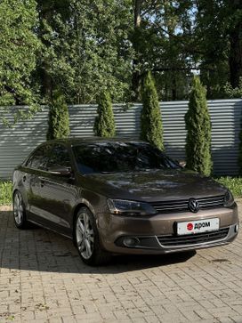  Volkswagen Jetta 2011 , 810000 , 