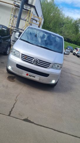    Volkswagen Multivan 2009 , 2200000 , 