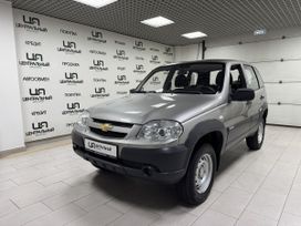 SUV   Chevrolet Niva 2011 , 645000 , 