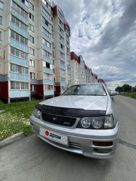  Nissan Bluebird 2000 , 249000 , 