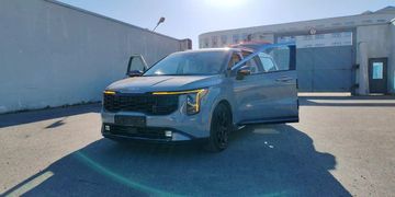 Kia Carnival, 2024