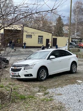  Chevrolet Cruze 2011 , 680000 , 