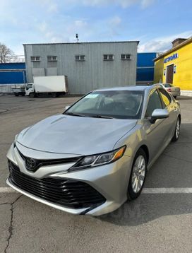  Toyota Camry 2017 , 2100000 , 