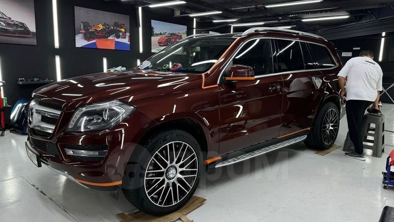 SUV   Mercedes-Benz GL-Class 2012 , 2390000 , 