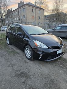  Prius v, 2014