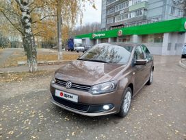  Volkswagen Polo 2014 , 810000 , 
