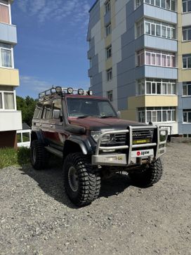 SUV   Toyota Land Cruiser Prado 1994 , 1790000 , -