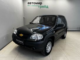 SUV   Chevrolet Niva 2017 , 825000 , 
