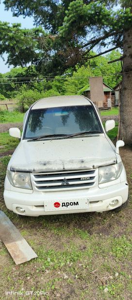 SUV   Mitsubishi Pajero iO 2000 , 200000 , 