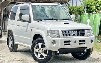  3  Nissan Kix 2011 , 550000 , 