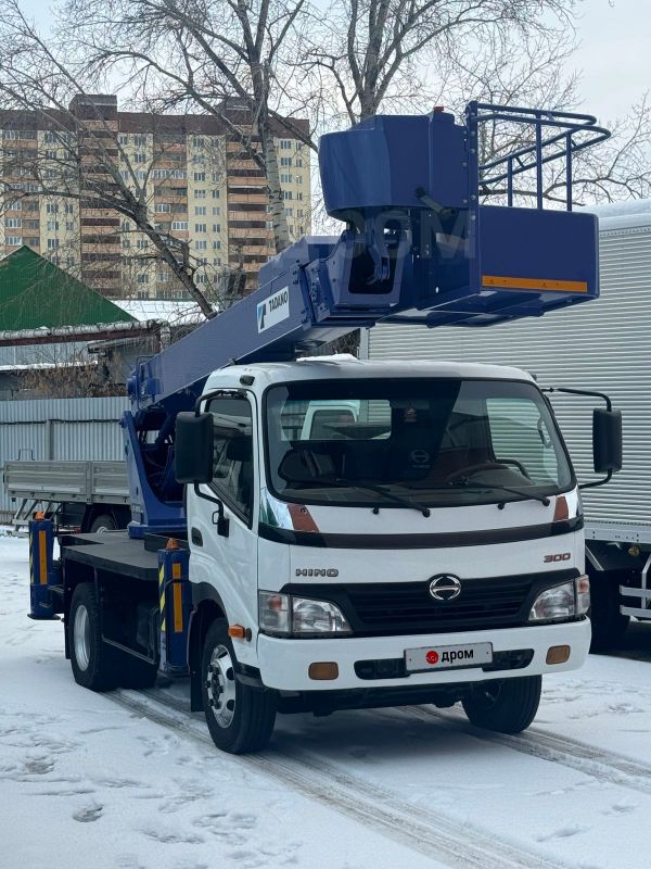  Hino 300 2012 , 5200000 , 