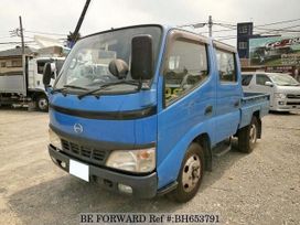   Hino Dutro 2003 , 543000 , 