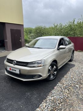  Volkswagen Jetta 2013 , 750000 , 