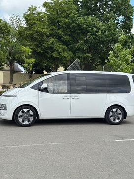    Hyundai Staria 2021 , 3200000 , -