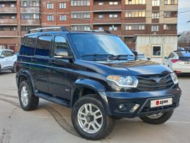 SUV     2016 , 800000 , 