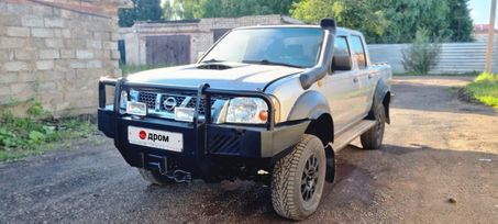  Nissan NP300 2009 , 950000 , 
