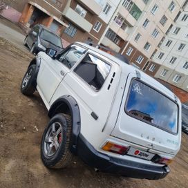  3   4x4 2121  1985 , 400000 , 