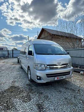    Toyota Hiace 2011 , 1900000 , 