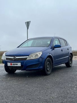 Хэтчбек Opel Astra 2007 года, 250000 рублей, Симферополь