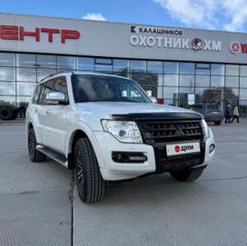 SUV   Mitsubishi Pajero 2018 , 3300000 , -