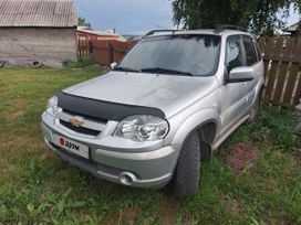SUV   Chevrolet Niva 2012 , 590000 , -