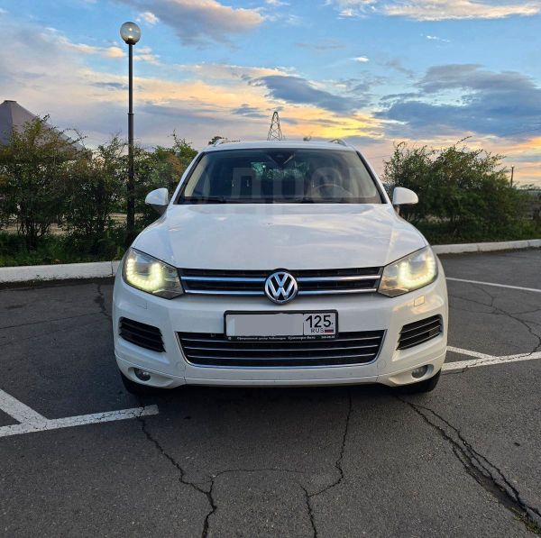 SUV   Volkswagen Touareg 2014 , 2850000 , 