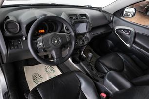 SUV   Toyota RAV4 2009 , 1529000 , 
