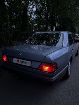  Mercedes-Benz E-Class 1991 , 200000 , -