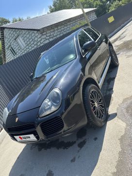 SUV   Porsche Cayenne 2004 , 900000 , 