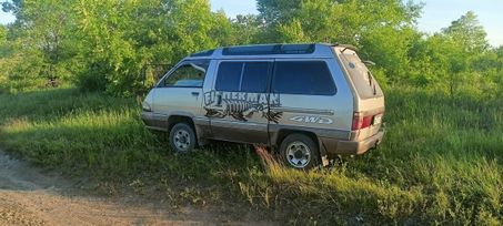    Toyota Town Ace 1989 , 220000 , 