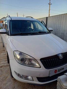  Skoda Roomster 2012 , 800000 , 