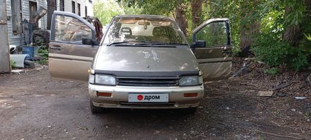    Nissan Prairie 1988 , 130000 , 
