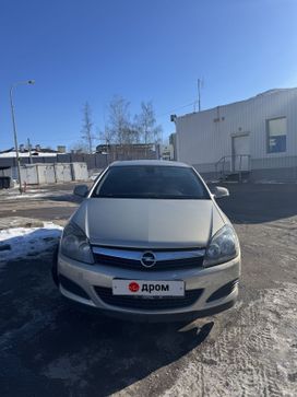  3  Opel Astra GTC 2010 , 630000 , 