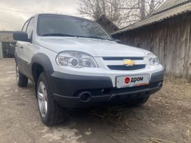 SUV   Chevrolet Niva 2017 , 990000 , 