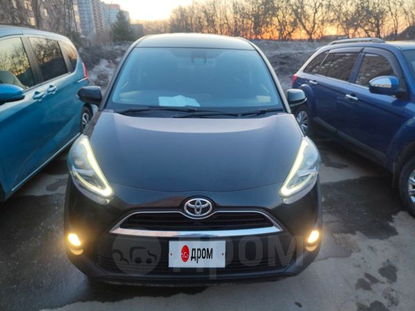    Toyota Sienta 2018 , 1399000 , 
