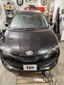    Toyota Wish 2010 , 1600000 , 