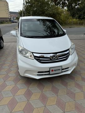    Honda Freed 2013 , 1295000 , 