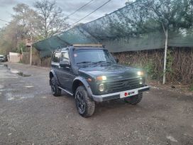  3   4x4 2121  2014 , 610000 , 