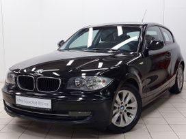  3  BMW 1-Series 2011 , 827000 , 