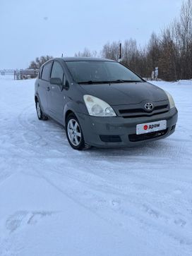    Toyota Corolla Verso 2006 , 900000 , --