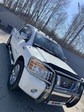  Nissan Titan 2010 , 2450000 , 