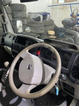   Nissan Atlas 2017 , 2700000 , 