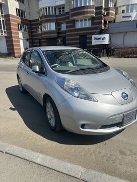  Nissan Leaf 2011 , 407000 , 