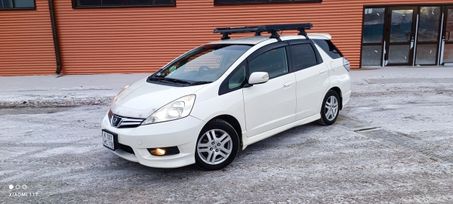  Honda Fit Shuttle 2011 , 1240000 , 