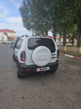 SUV   Chevrolet Niva 2019 , 805000 , 