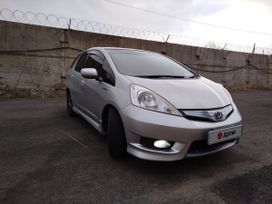  Honda Fit Shuttle 2012 , 980000 , 