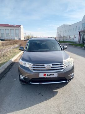 SUV   Toyota Highlander 2011 , 2000000 , 