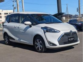    Toyota Sienta 2021 , 910000 , 