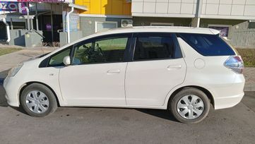  Honda Fit Shuttle 2013 , 1300000 , 