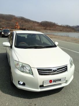  Toyota Corolla Axio 2010 , 800000 , 